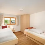 Felder Apartament *